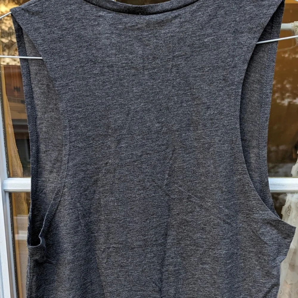 NWT ModernLux Peace Chakra Muscle Tank Mandala Zen Americana Yoga Medium - Picture 2 of 6